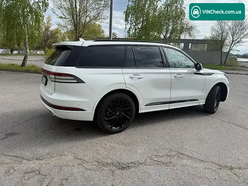 Lincoln Aviator 2024, фото з оголошення 2 з 20, VIN 5LM5J7XC4RGL04165