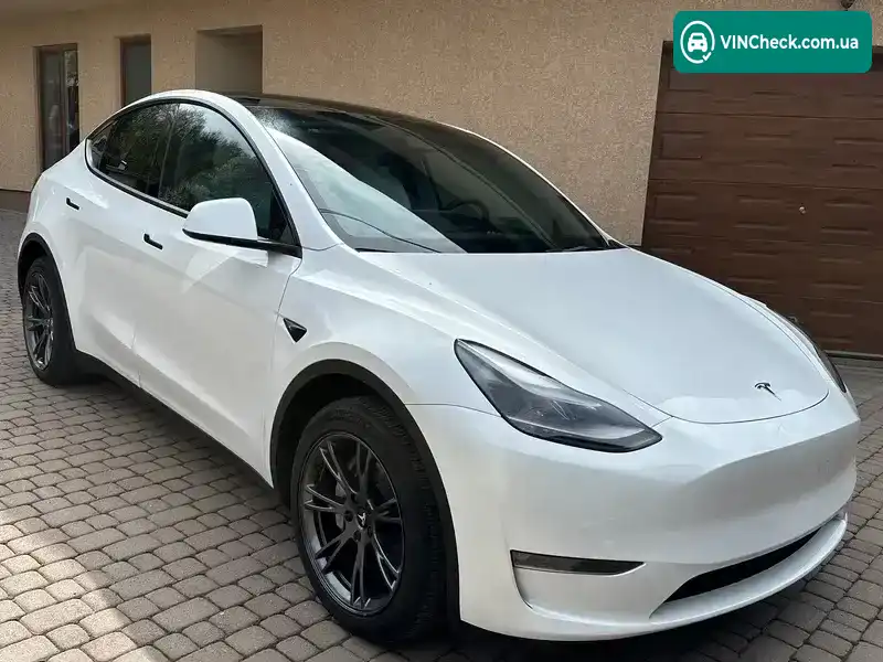 Tesla Model Y 2024, фото з оголошення 1 з 21, VIN 7SAYGDEE0RF178289