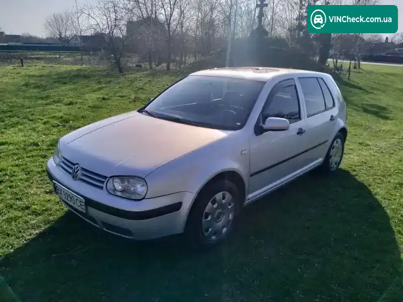 Volkswagen Golf 1998, фото з оголошення 1 з 10, VIN WVWZZZ1JZXW147683