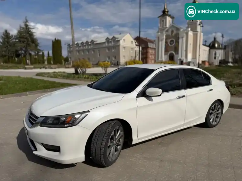 Honda Accord 2013, фото з оголошення 1 з 20, VIN 1HGCR2F59EA059830