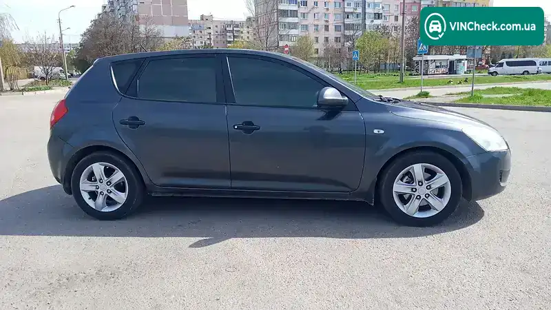 Kia Ceed 2007, фото з оголошення 2 з 13, VIN Y6LFF24227L000958