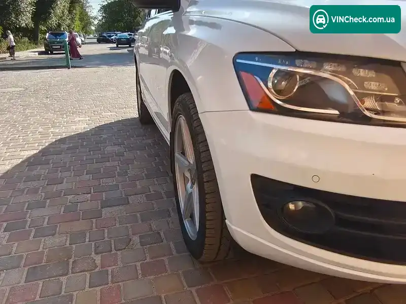 Audi Q5 2009, фото з оголошення 2 з 20, VIN WA1LKAFP6AA040381