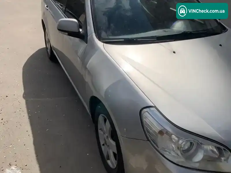 Chevrolet Epica 2007, фото з оголошення 2 з 12, VIN KL1LF69KE7B065699