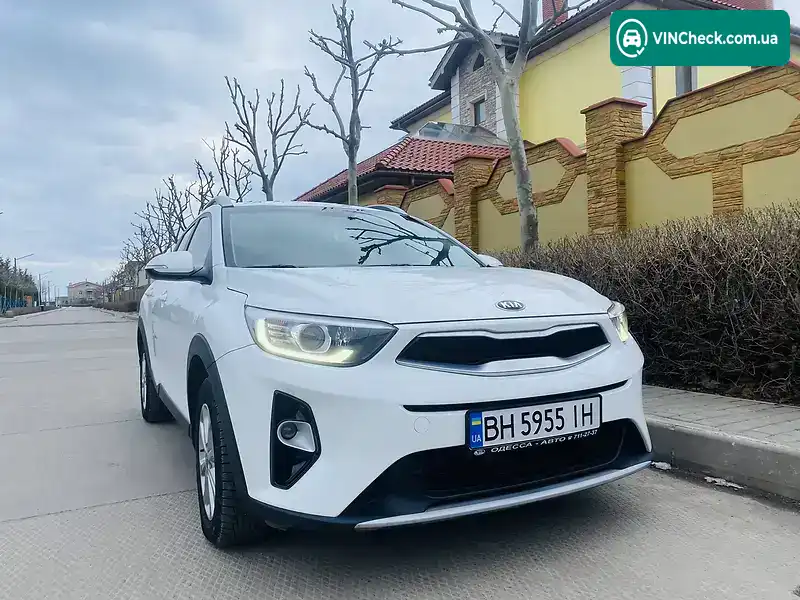 Kia Stonic 2018, фото з оголошення 2 з 12, VIN KNAD6814BK6232919