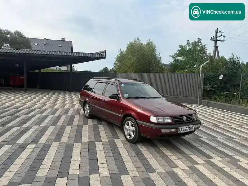 Volkswagen Passat 1996, фото з оголошення 1 з 12, VIN WVWZZZ3AZTE124613
