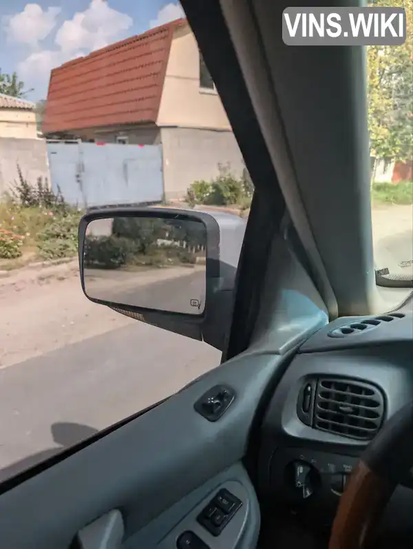 Lincoln Navigator 1999, фото з оголошення 2 з 21, VIN 5LMPU28A3XLJ16483