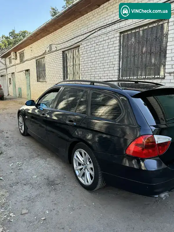 BMW 3 Series 2006, фото з оголошення 2 з 20, VIN WBAVU31040KZ09791