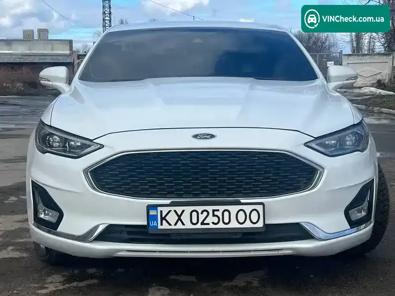 Ford Fusion 2019, фото з оголошення 2 з 21, VIN 3FA6P0SU9KR216153