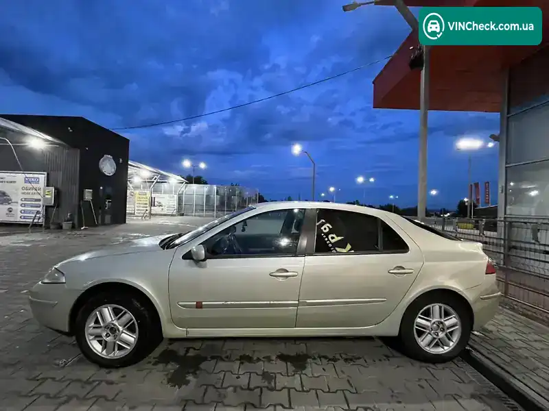 Renault Laguna 2004, фото з оголошення 2 з 10, VIN VF1BGRG0631470642