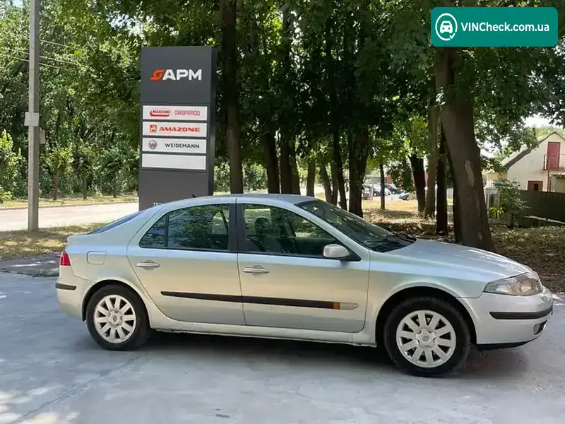 Renault Laguna 2001, фото з оголошення 2 з 10, VIN VF1BG0E0525992110