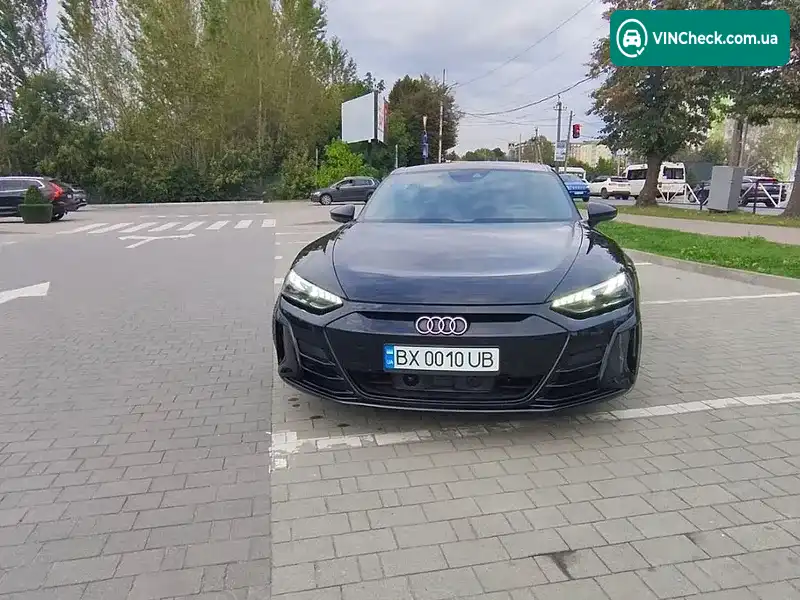 Audi e-tron GT 2022, фото з оголошення 2 з 20, VIN WAUFJBFW3P7002807