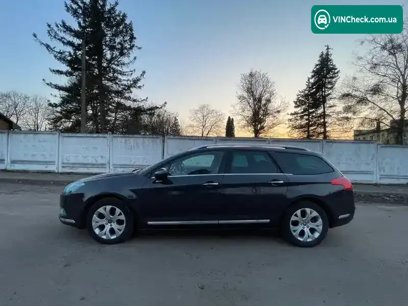Citroen C5 2010, фото з оголошення 2 з 21, VIN VF7RWRHF8AL547676