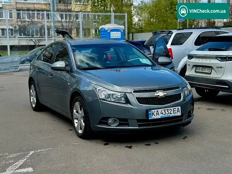 Chevrolet Cruze 2010, фото з оголошення 2 з 11, VIN KLAJA695DAK662563