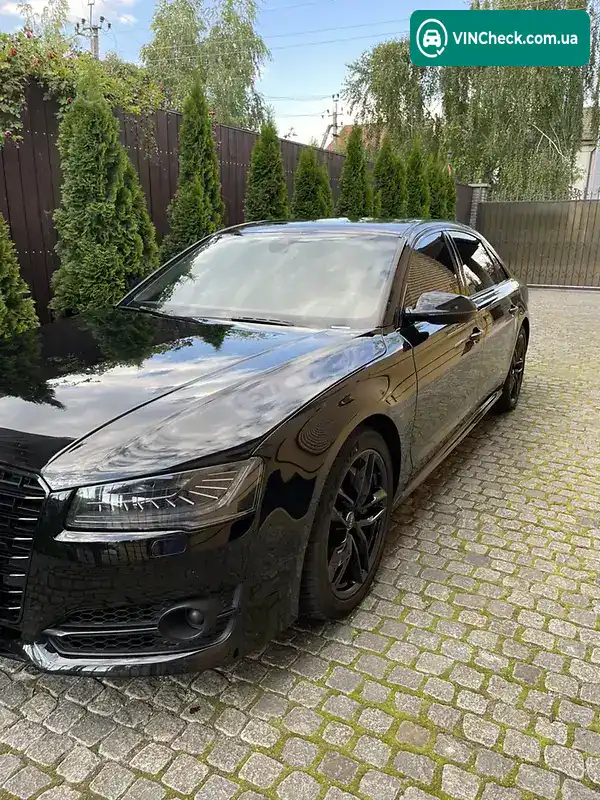 Audi A8 2017, фото з оголошення 2 з 18, VIN WAU44AFD6HN014728