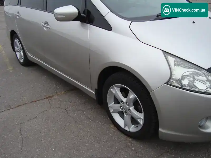 Mitsubishi Grandis 2008, фото з оголошення 2 з 20, VIN JMBLRNA4W8Z003553