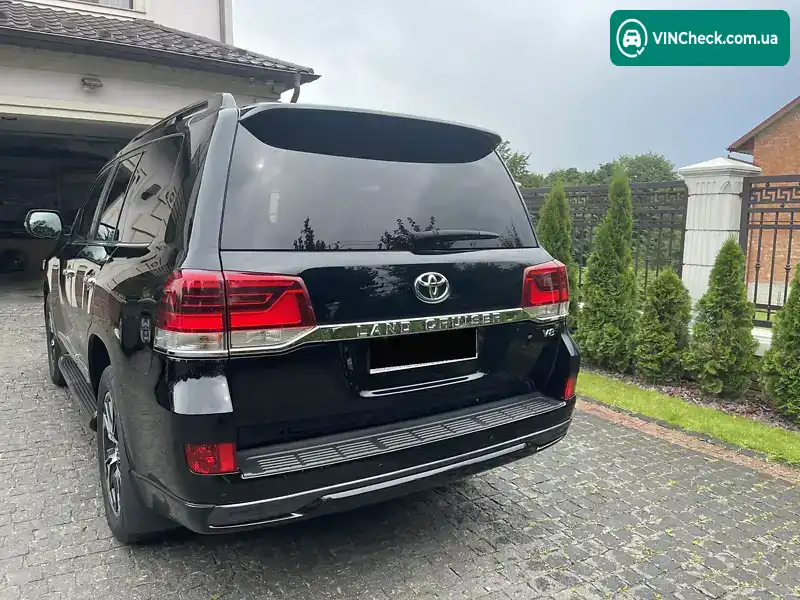 Toyota Land Cruiser 2019, фото з оголошення 2 з 19, VIN JTMCV05J204288032