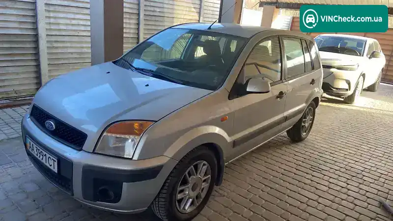 Ford Fusion 2007, фото з оголошення 1 з 21, VIN WF0UXXGAJU7D00996