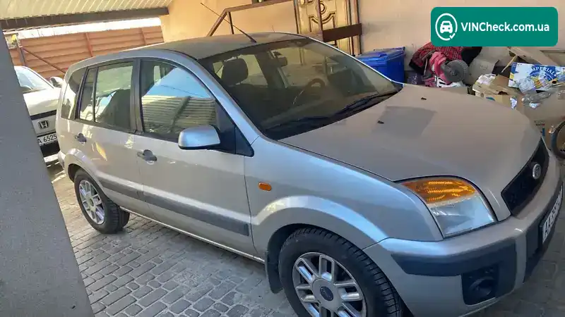 Ford Fusion 2007, фото з оголошення 2 з 21, VIN WF0UXXGAJU7D00996
