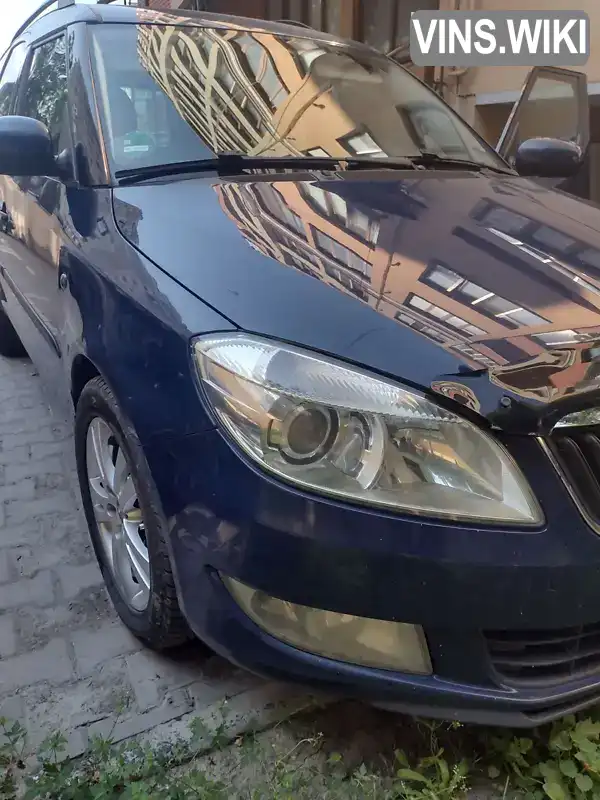 Skoda Roomster 2010, фото з оголошення 1 з 21, VIN TMBNL65J2B5025537