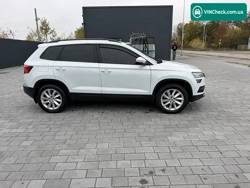 Skoda Karoq 2018, фото з оголошення 2 з 20, VIN TMBJR6NU3JB200210