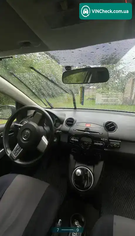 Mazda 2 2011, фото з оголошення 2 з 9, VIN JMZDEA46200437391