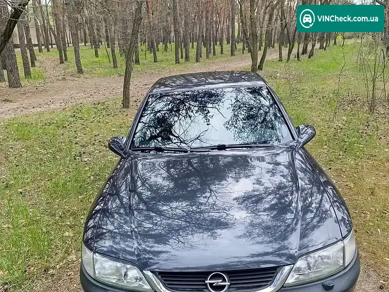 Opel Vectra 1998, фото з оголошення 1 з 18, VIN W0L0JBF19W1192406