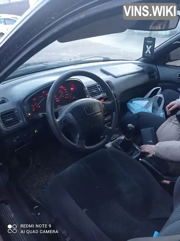 Honda Accord 1996, фото з оголошення 2 з 18, VIN SHHCE75300U005640