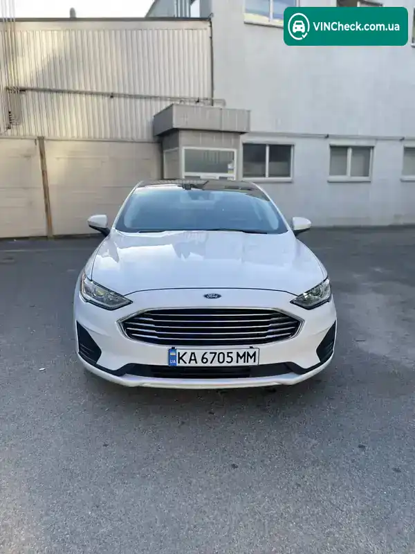 Ford Fusion 2019, фото з оголошення 2 з 21, VIN 3FA6P0LU5LR127499