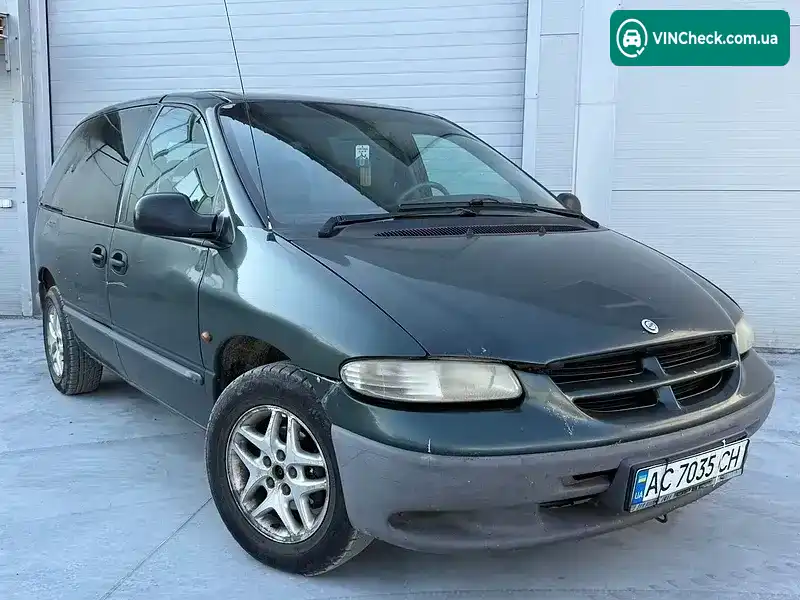 Chrysler Voyager 2001, фото з оголошення 2 з 20, VIN 1C4GYN6M9YU546010