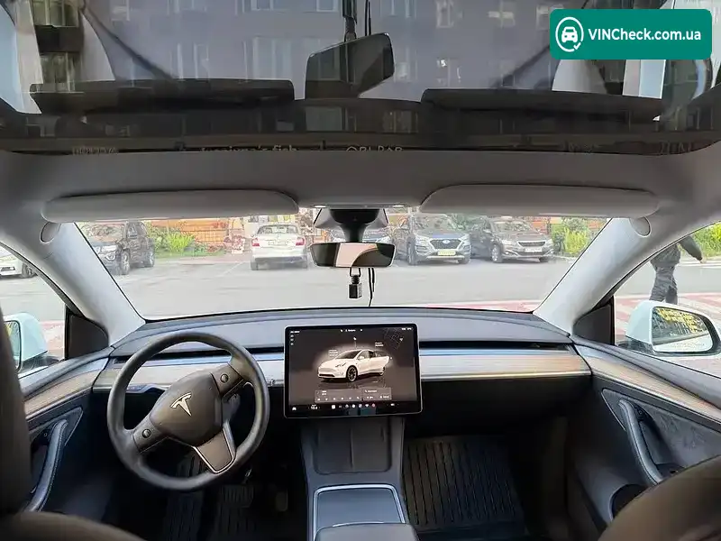 Tesla Model Y 2022, фото з оголошення 2 з 20, VIN 7SAYGDEE7NF555730