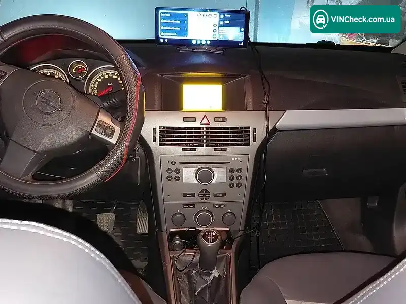 Opel Astra 2005, фото з оголошення 2 з 15, VIN W0L0AHL3565026421