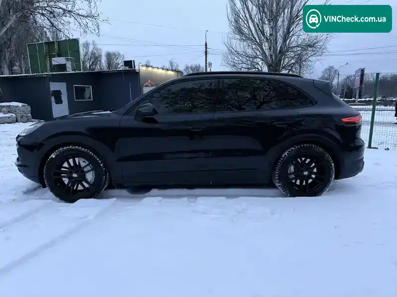 Porsche Cayenne 2018, фото з оголошення 2 з 21, VIN WP1ZZZ9YZKDA04032