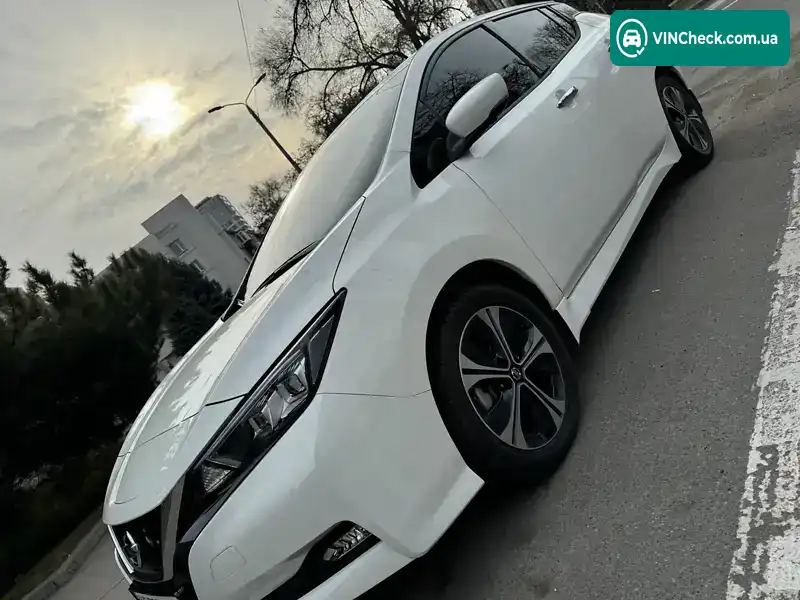 Nissan Leaf 2022, фото з оголошення 2 з 21, VIN SJNFAAZE1U0152964
