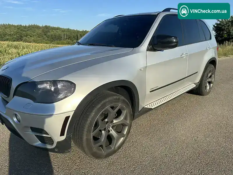 BMW X5 2010, фото з оголошення 1 з 17, VIN 5UXZV4C50BL739330