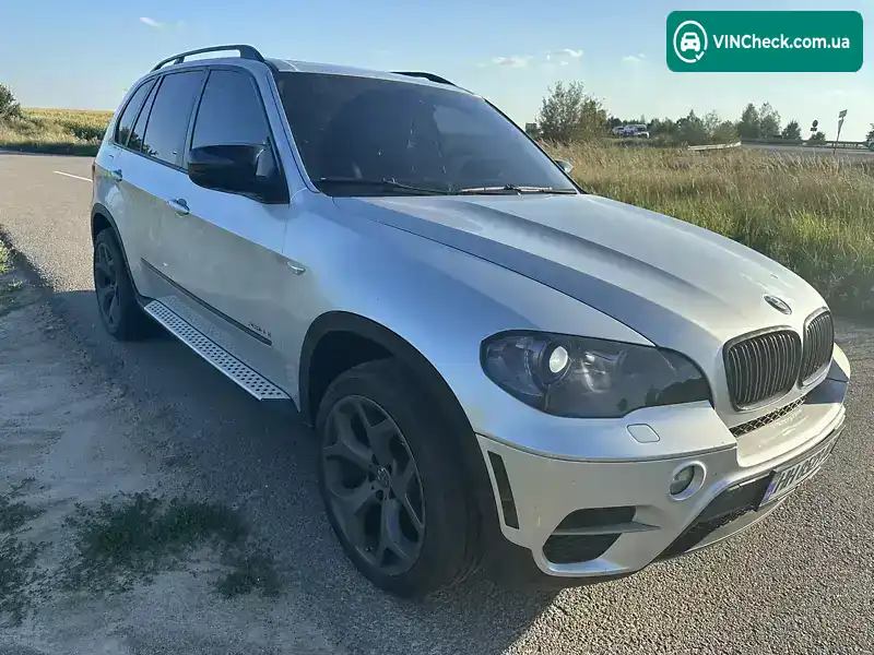 BMW X5 2010, фото з оголошення 2 з 17, VIN 5UXZV4C50BL739330