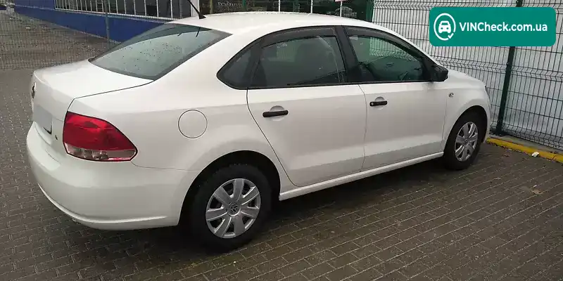 Volkswagen Polo 2013, фото з оголошення 2 з 13, VIN XW8ZZZ61ZDG054731