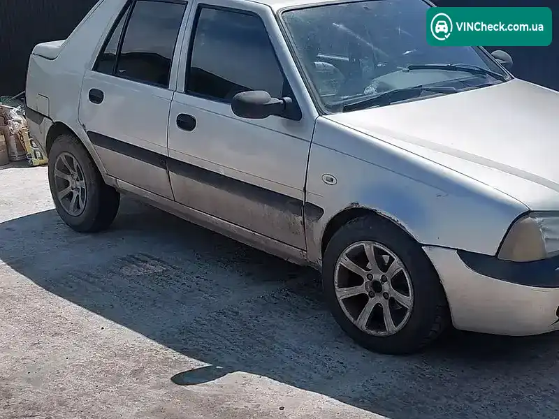 Dacia Solenza 2003, фото з оголошення 2 з 5, VIN UU1R5A71533349663