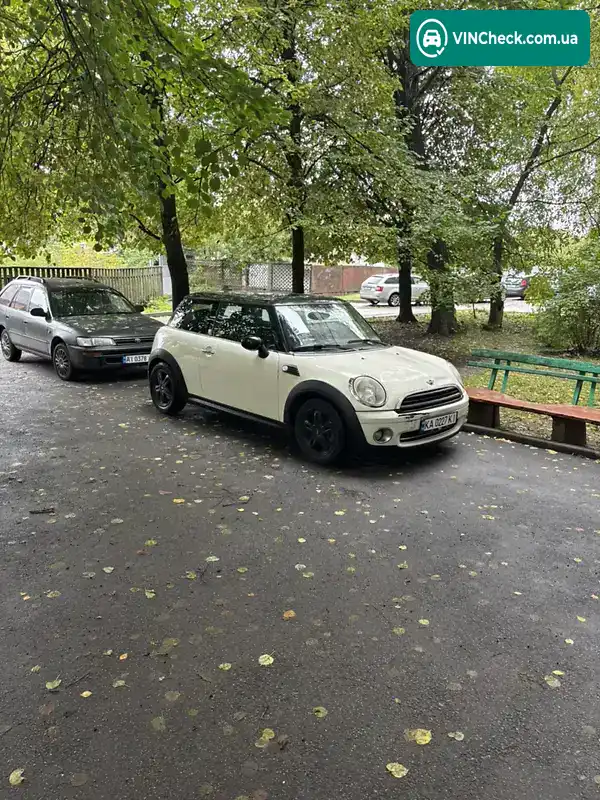 MINI Hatch 2008, фото з оголошення 1 з 18, VIN WMWMF31030TS75180