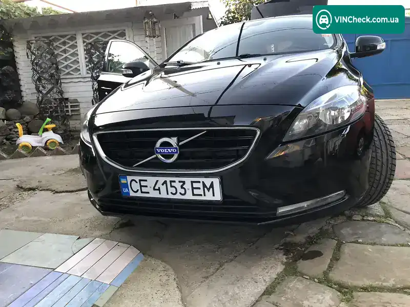 Volvo V40 2015, фото з оголошення 2 з 20, VIN YV1MV28L0G2309751