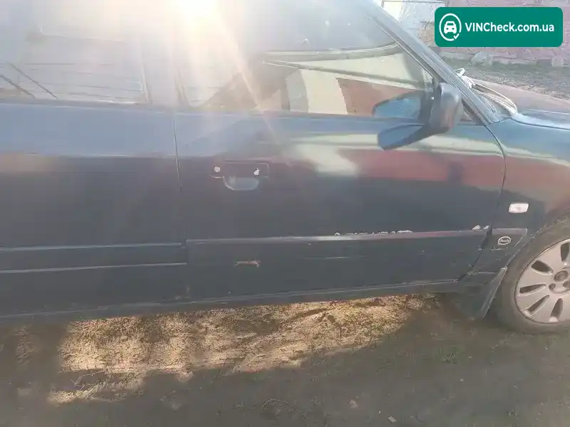 Audi 100 1991, фото з оголошення 2 з 9, VIN WAUZZZ4AZMN045664