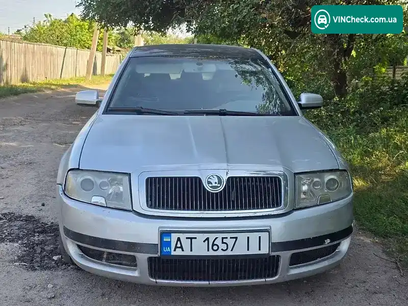 Skoda Superb 2002, фото з оголошення 1 з 16, VIN TMBCU63U829007425