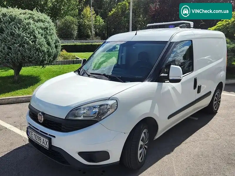 Fiat Doblo 2017, фото з оголошення 2 з 16, VIN ZFA26300006G04627