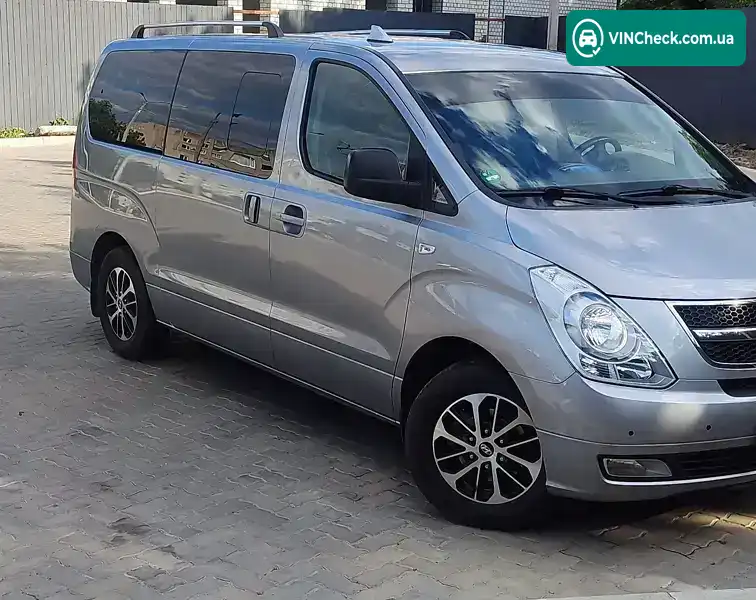 Hyundai H-1 2012, фото з оголошення 1 з 16, VIN KMHWH81KBCU490373
