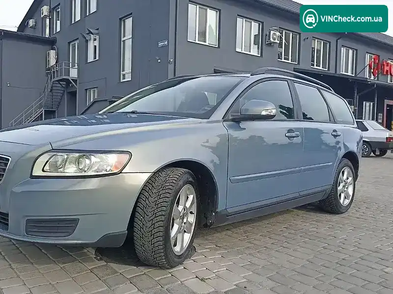 Volvo V50 2009, фото з оголошення 2 з 20, VIN YV1MW76F2A2547499