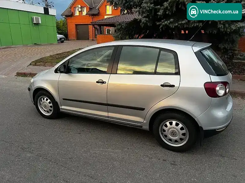 Volkswagen Golf 2007, фото з оголошення 2 з 13, VIN WVWZZZ1KZ8W508395