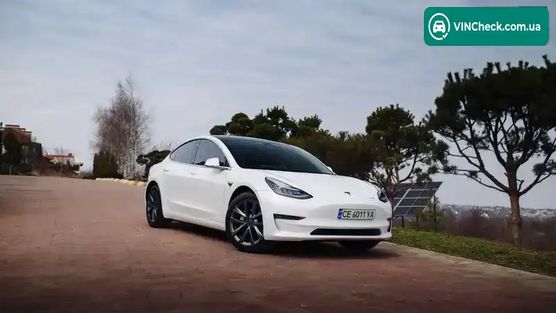 Tesla Model 3 2019, фото з оголошення 2 з 20, VIN 5YJ3E1EA0KF422909