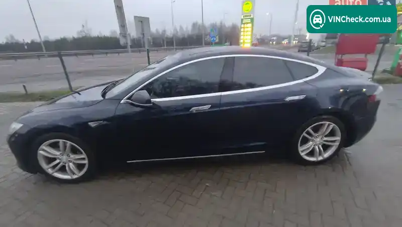Tesla Model S 2013, фото з оголошення 1 з 12, VIN 5YJSA1DN2DFP09974