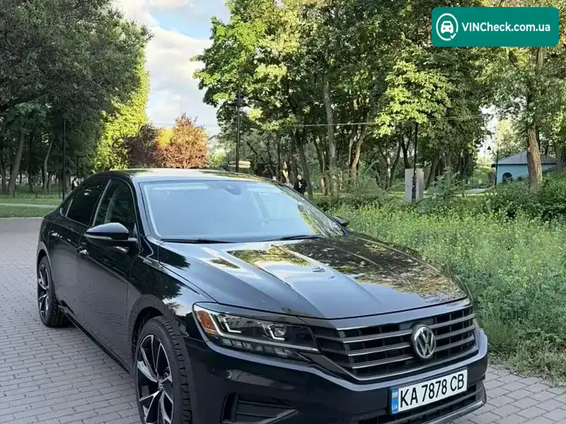 Volkswagen Passat 2020, фото з оголошення 2 з 13, VIN 1VWSA7A39LC025566
