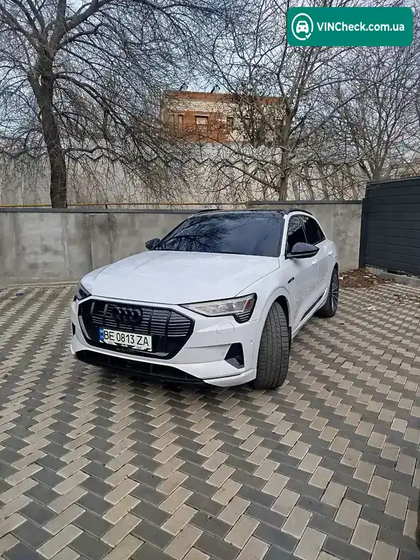 Audi e-tron 2019, фото з оголошення 1 з 16, VIN WA1VAAGE9KB009355