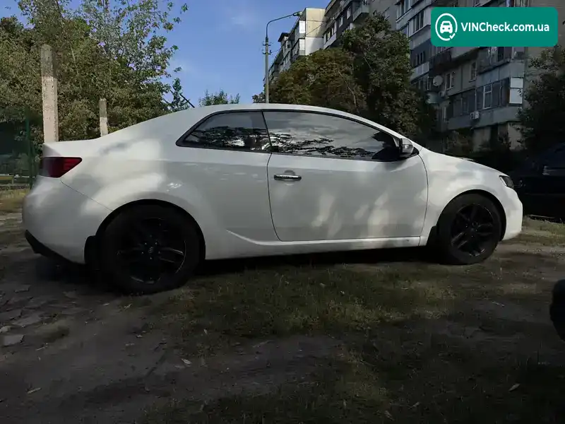 Kia Cerato 2010, фото з оголошення 2 з 16, VIN KNAFW612BA5291952